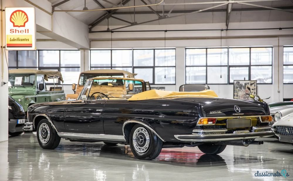 1963' Mercedes-Benz 220 photo #3