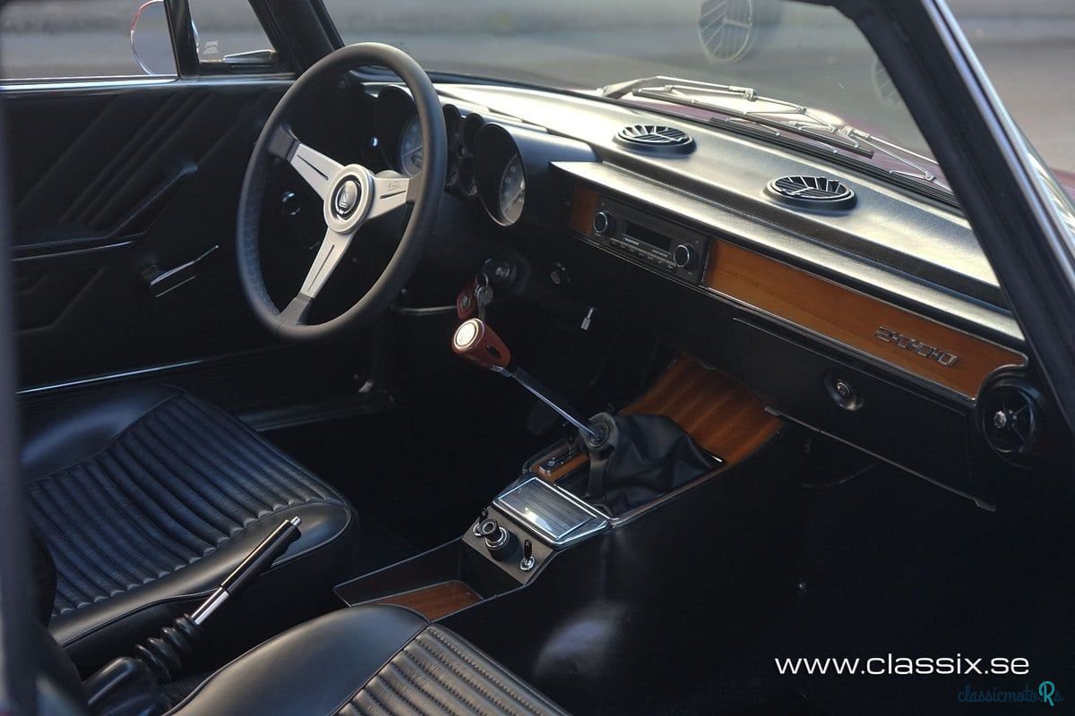 1974' Alfa Romeo Gtv 2000 photo #3