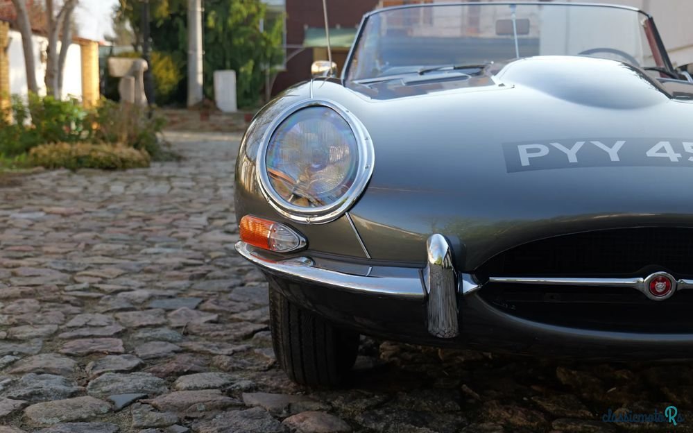 1965' Jaguar E-Type photo #4