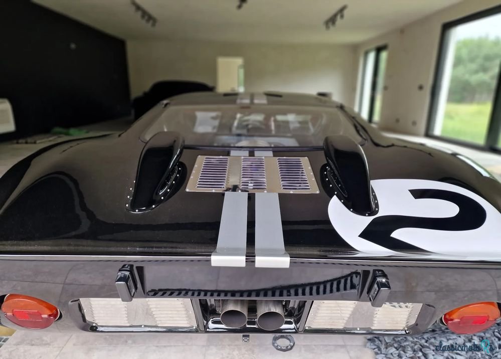 1966' Ford GT photo #4