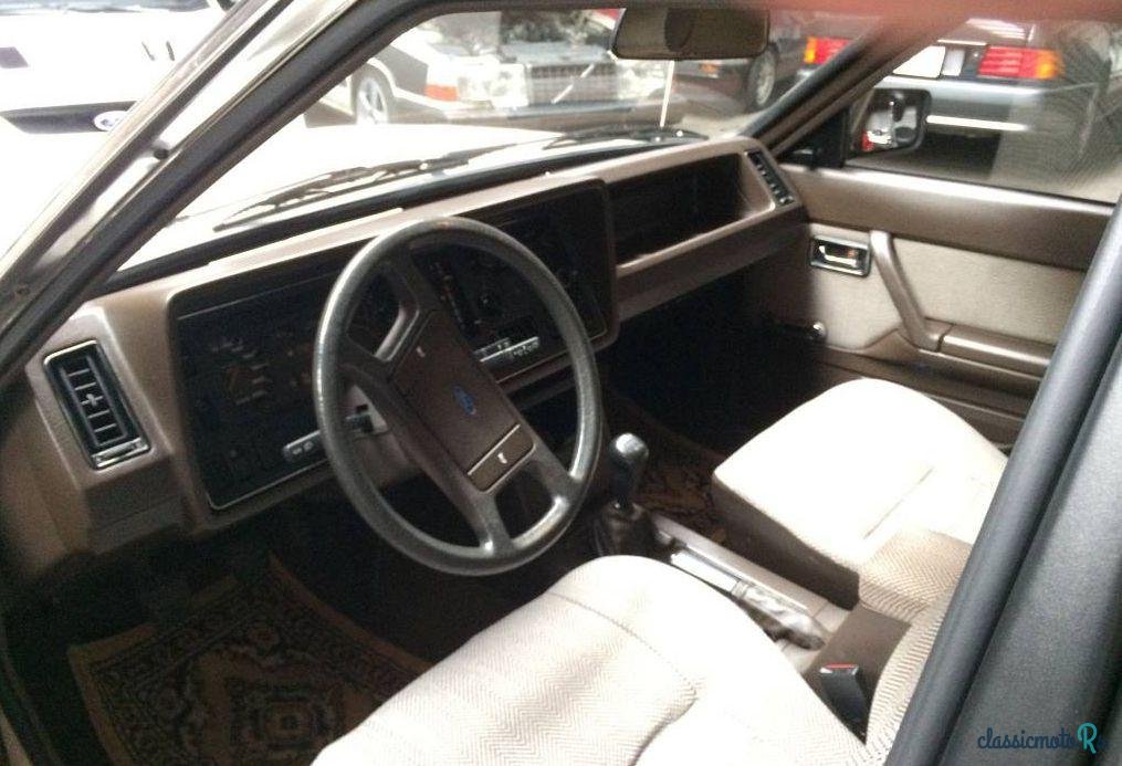 1982' Ford Granada photo #3