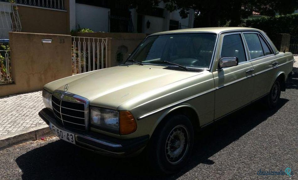1980' Mercedes-Benz 300 Diesel photo #2