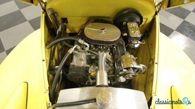 1940' Chevrolet Master photo #2