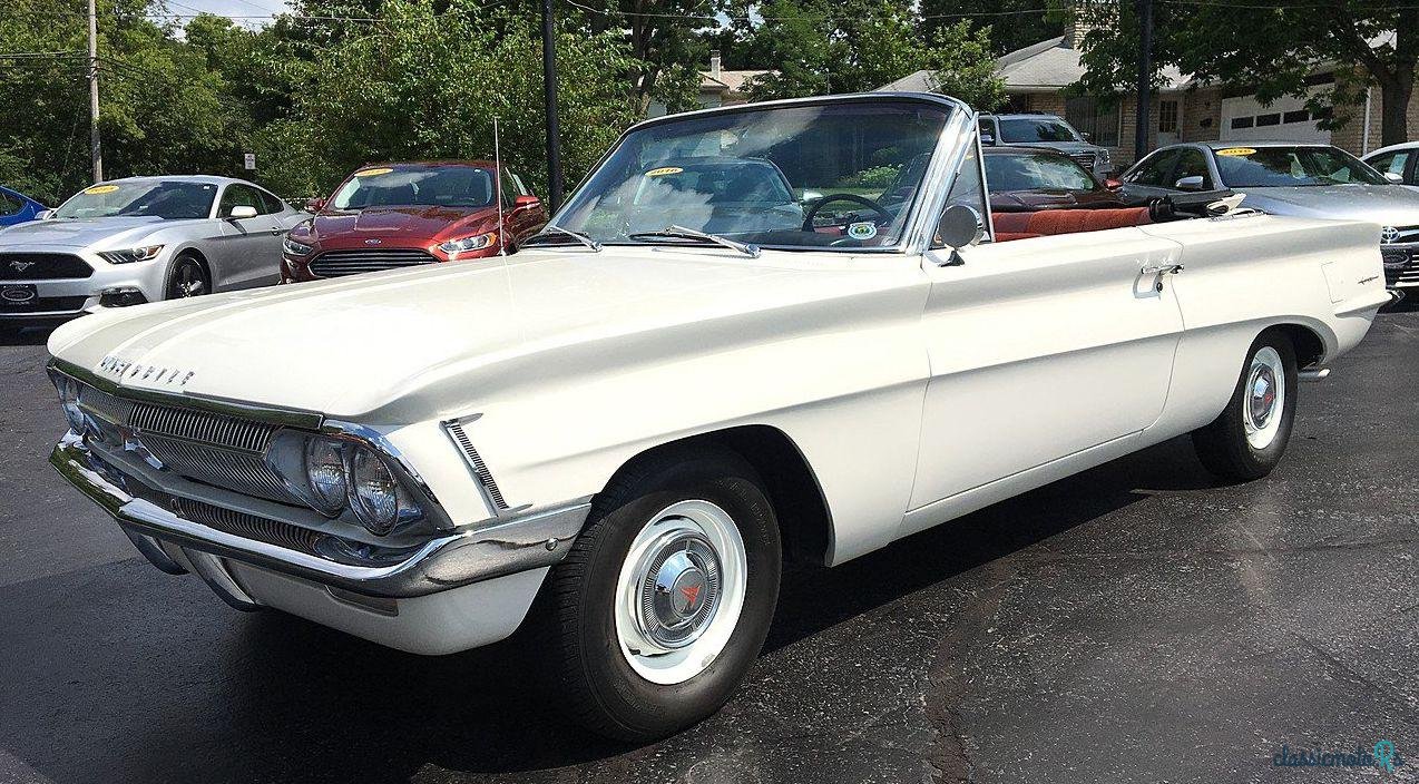 1962' Oldsmobile F-85 photo #4