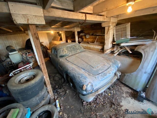 1962' Aston Martin DB4 photo #4