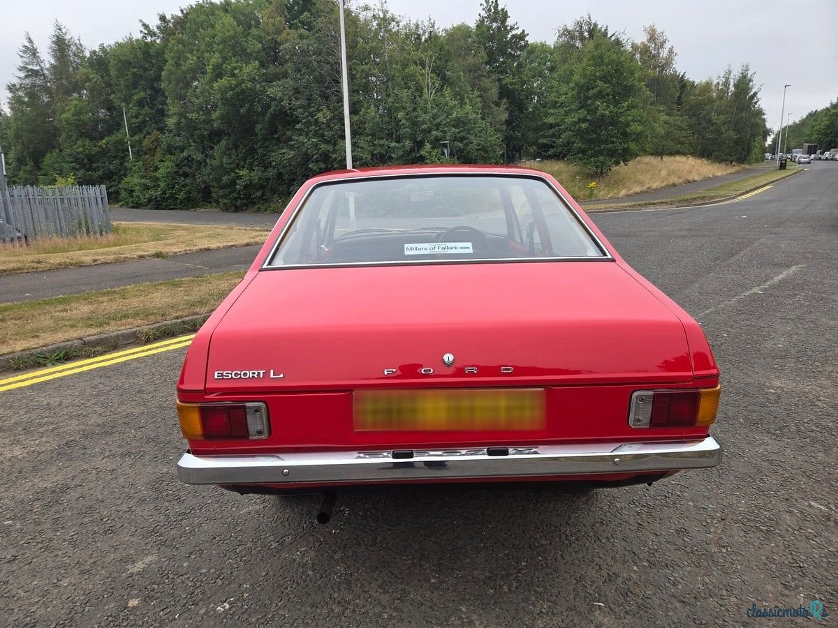 1977' Ford Escort photo #5