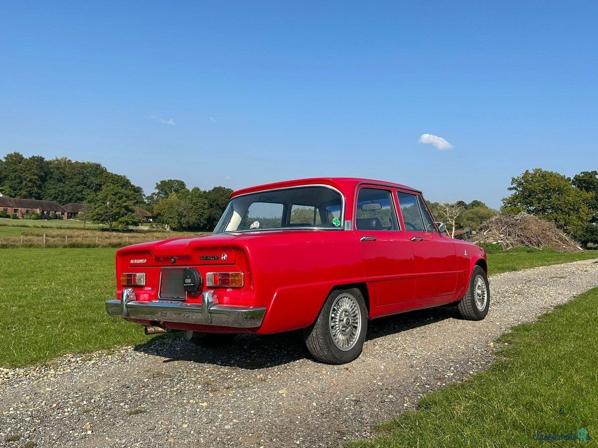 1973' Alfa Romeo Giulia photo #5