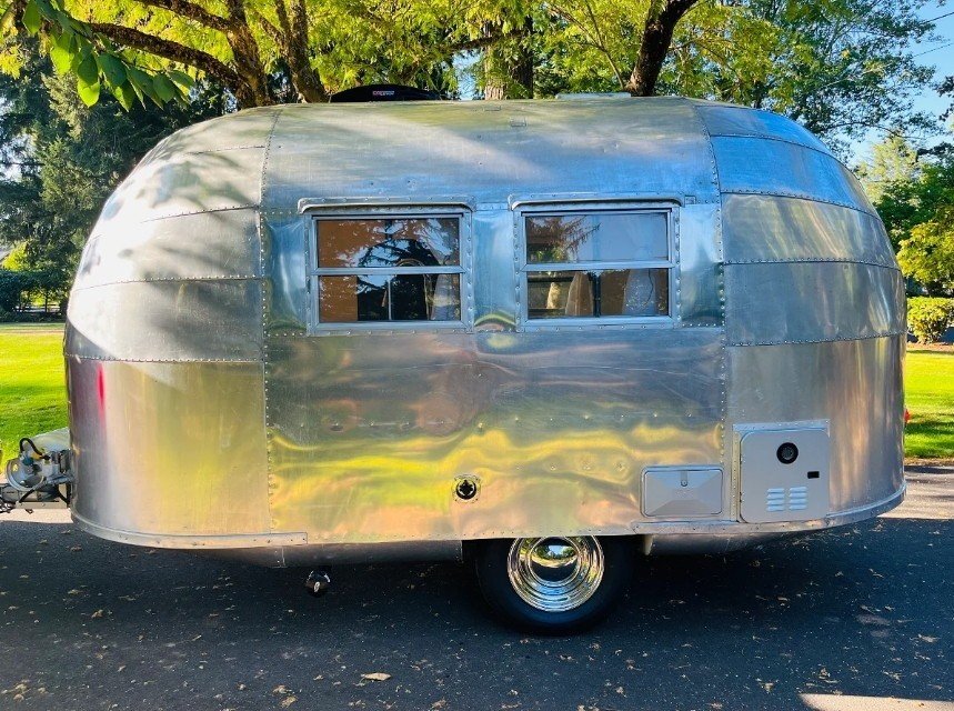 This Rare 1948 Airstream Wee Wind Trailer Is Looking for a New Owner