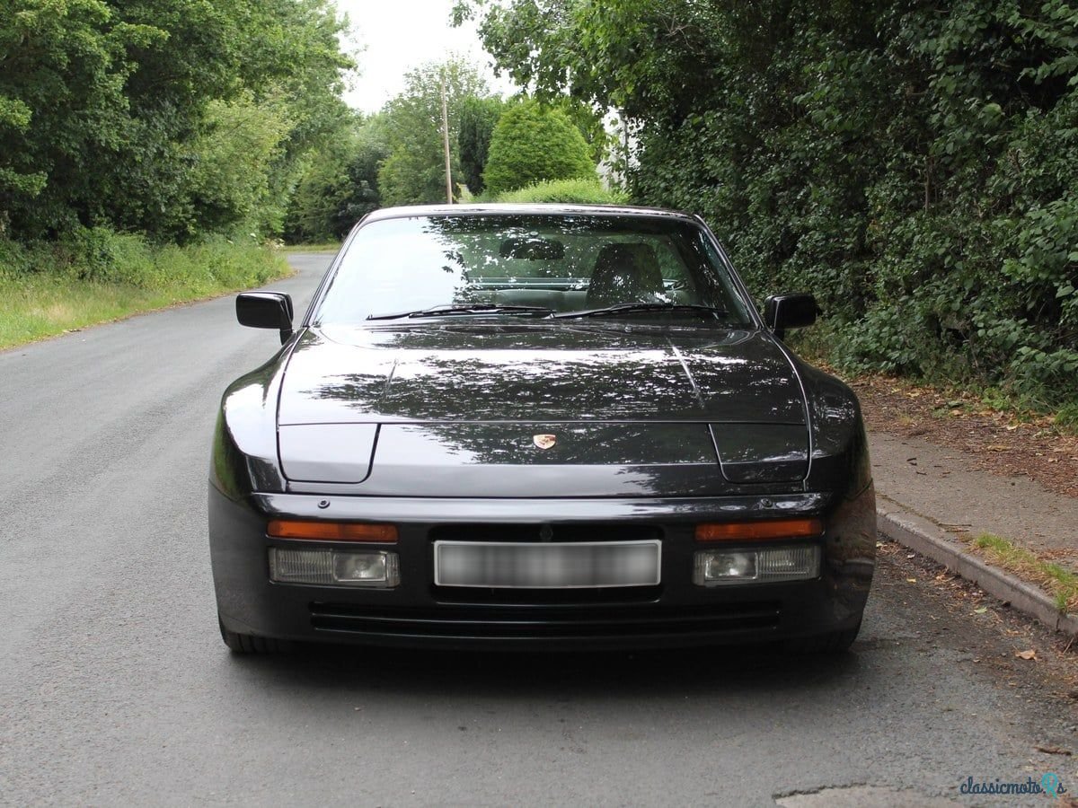 1987' Porsche 944 photo #2