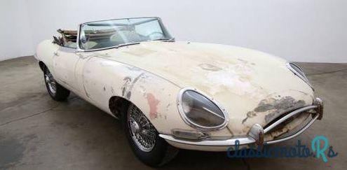 1966' Jaguar E Type Roadster photo #4