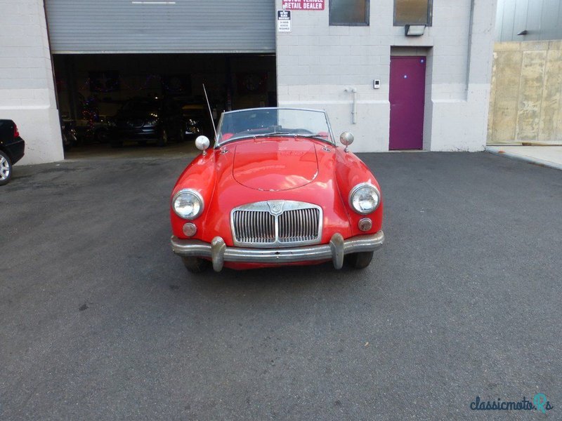 1962' MG MGA photo #2