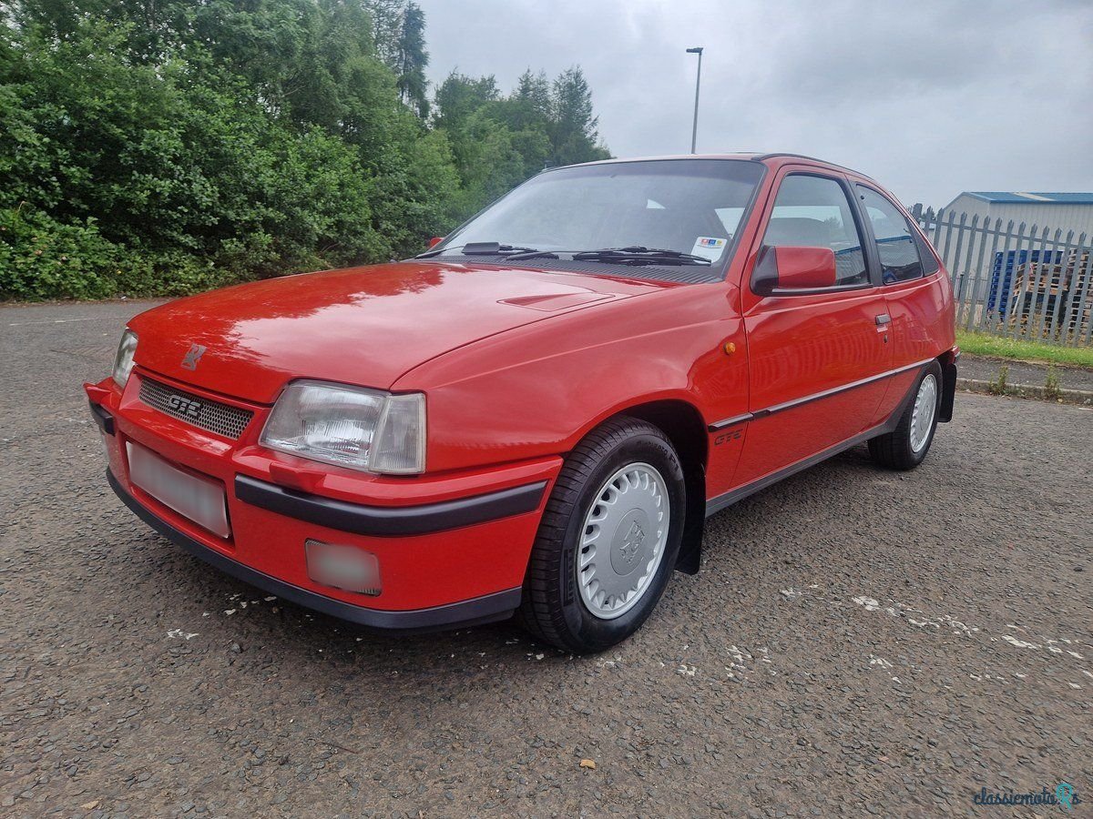 1987' Vauxhall Astra photo #1
