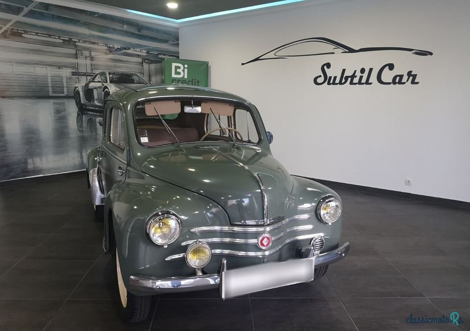 1954' Renault 4 photo #3