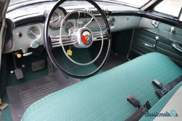 1953' Buick Riviera photo #2