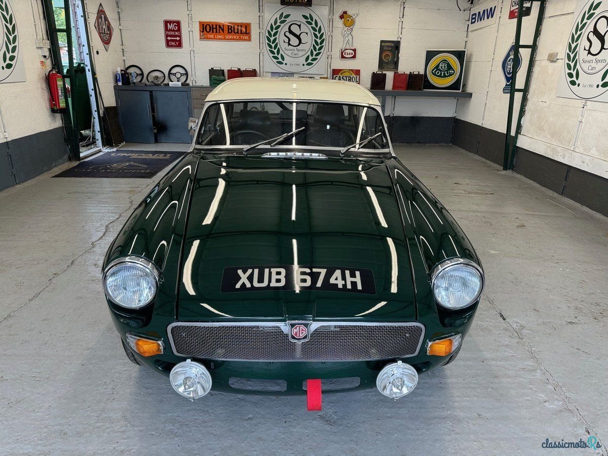 1970' MG MGB photo #2