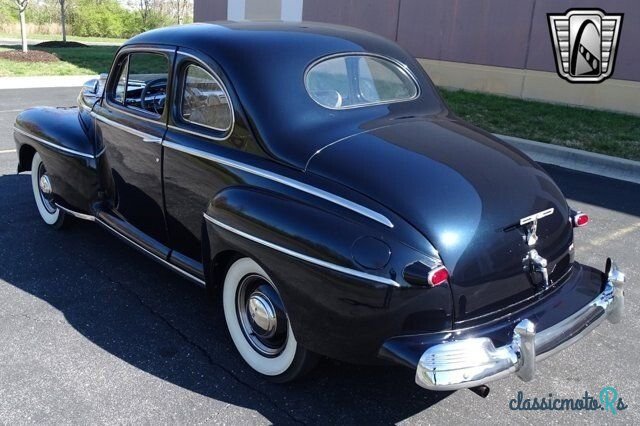 1947' Ford Super Deluxe photo #3