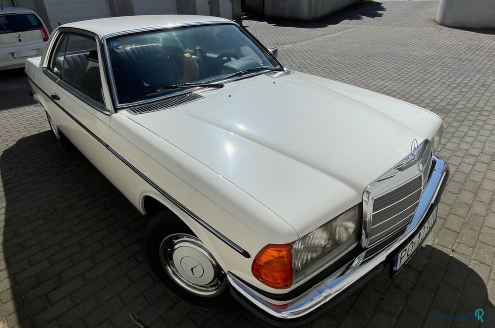 1980' Mercedes-Benz W123 photo #2
