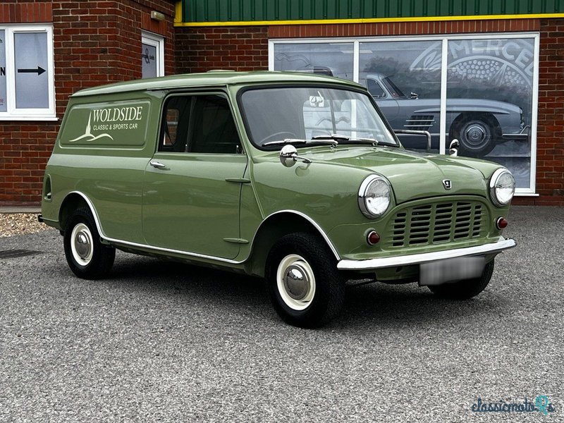 1967' Austin Mini Van photo #1