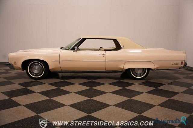 1972' Oldsmobile Ninety-Eight photo #2