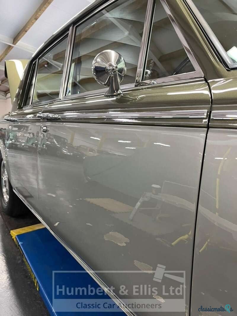 1975' Bentley T1 photo #5