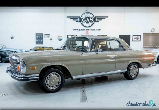 1971' Mercedes-Benz 280SE photo #1