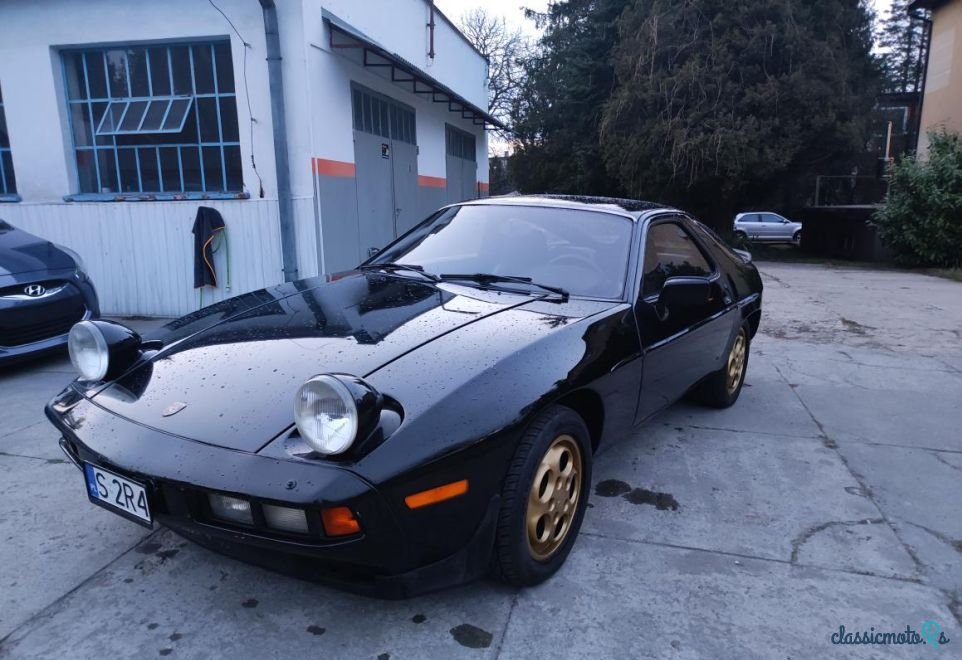 1979' Porsche 928 photo #1