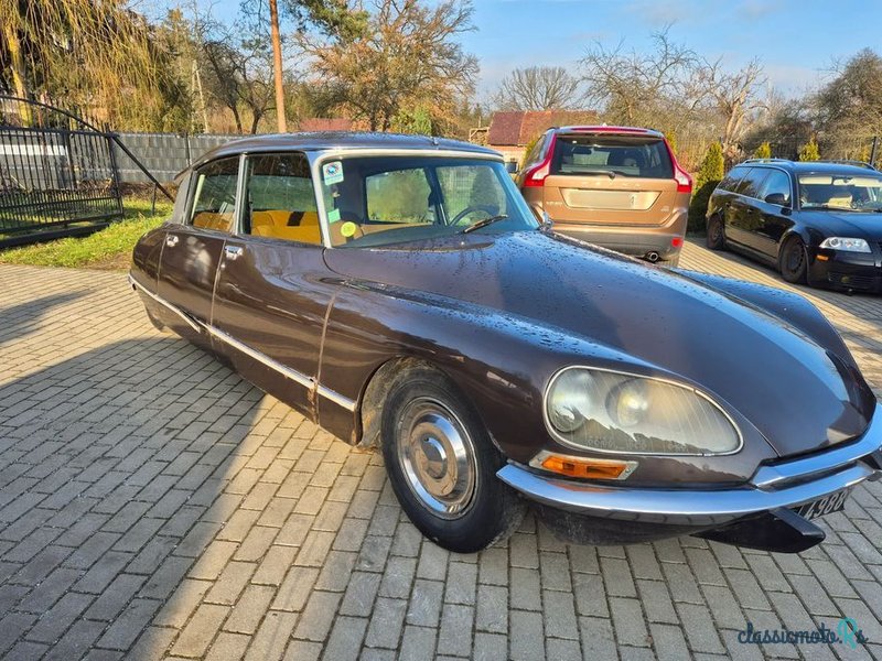 1974' Citroen DS photo #3