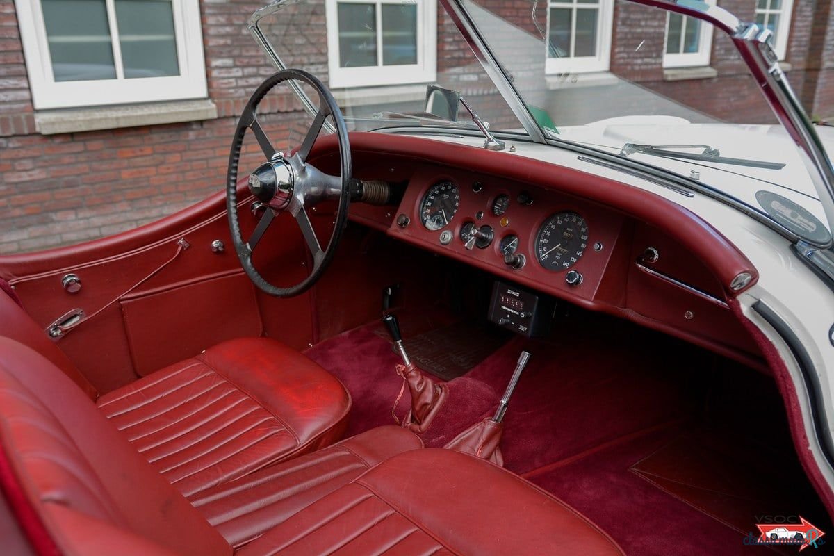 1954' Jaguar Xk120 photo #5