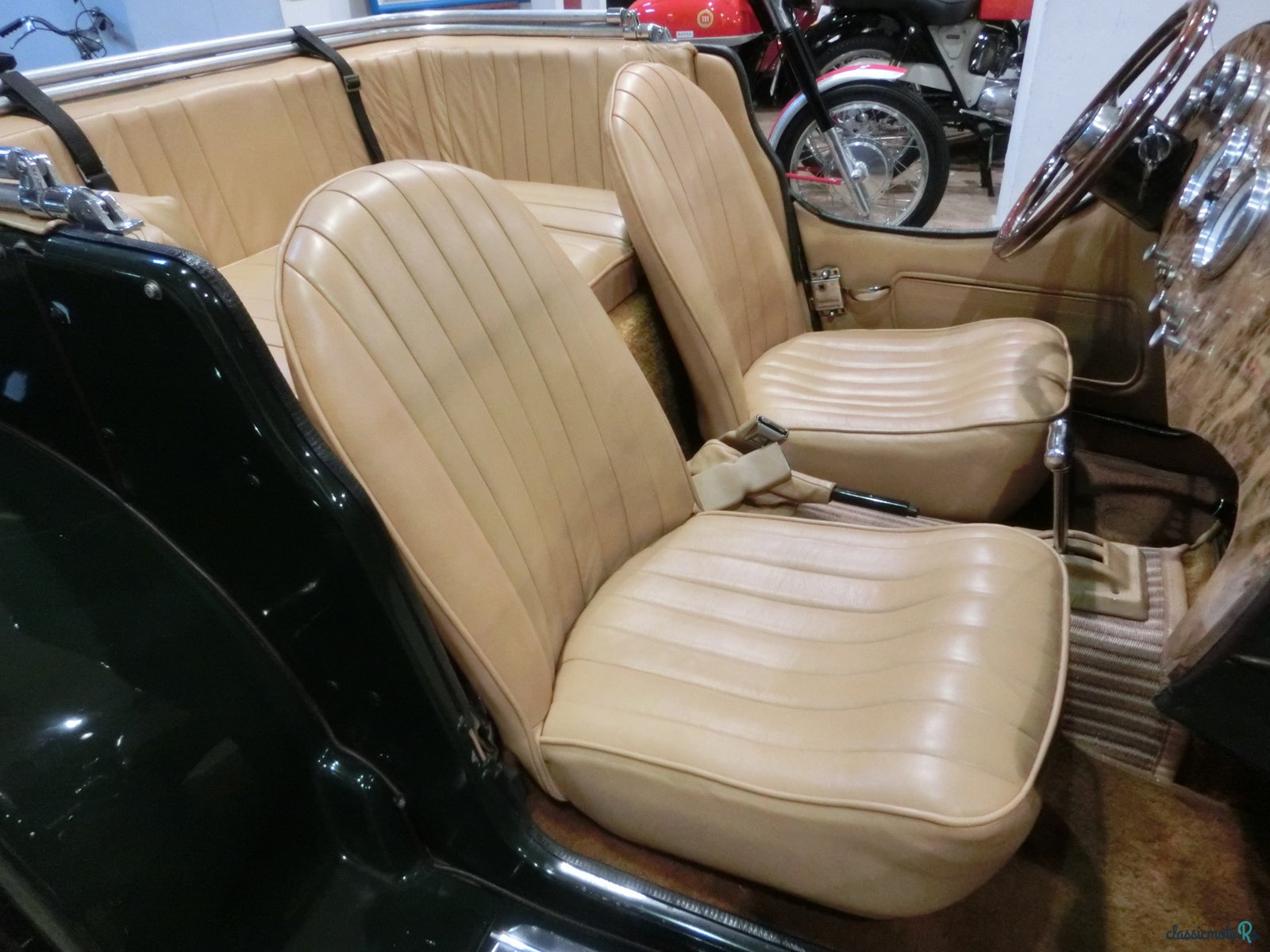 1983' Jaguar SS100-Replica RECREATION photo #5