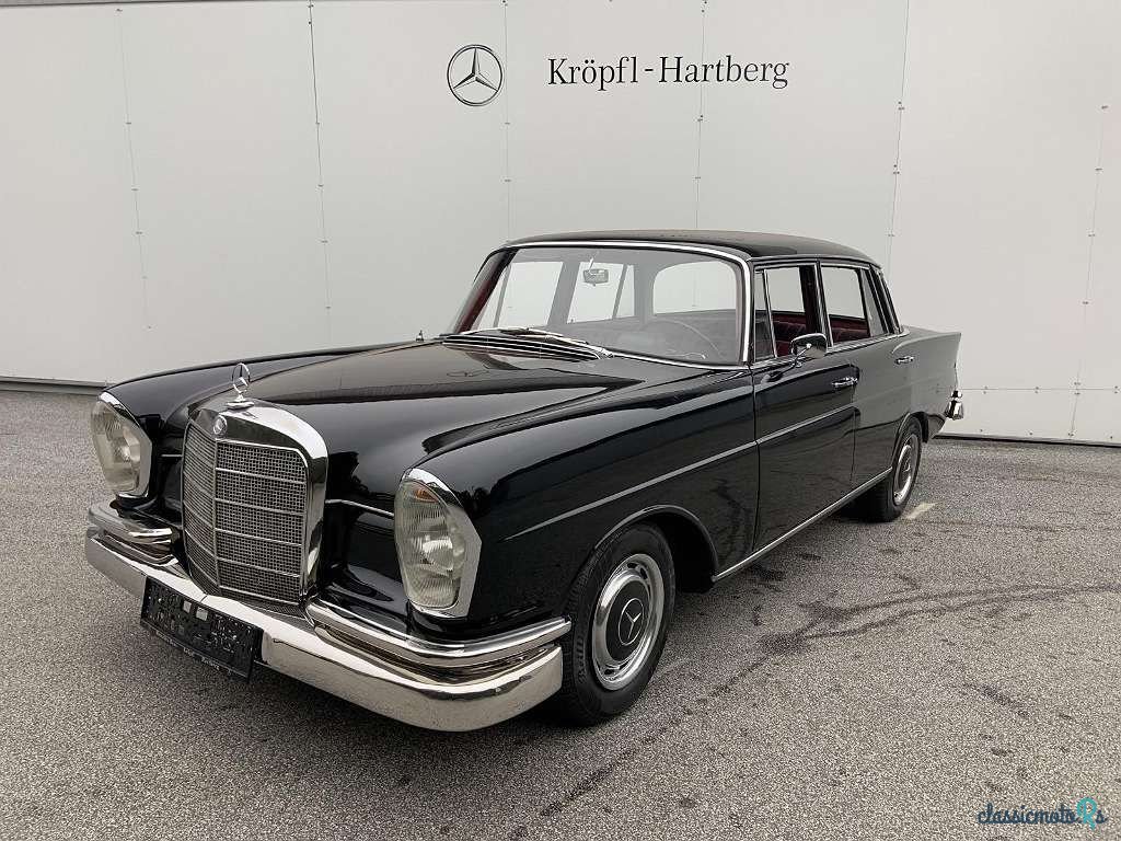 1961' Mercedes-Benz 220 SEB W111 photo #1