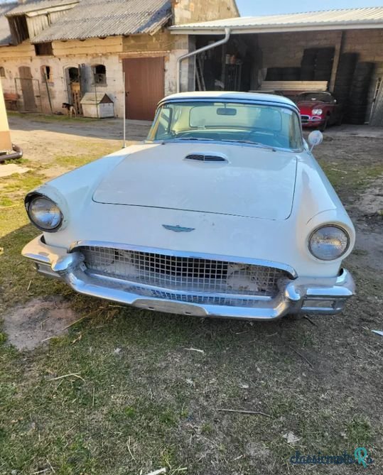 1957' Ford Thunderbird photo #1