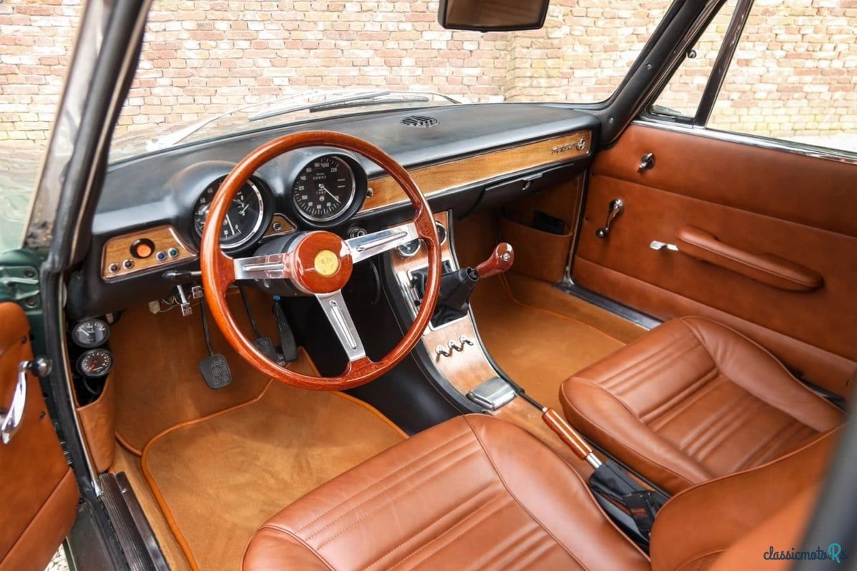 1971' Alfa Romeo 1750 photo #3