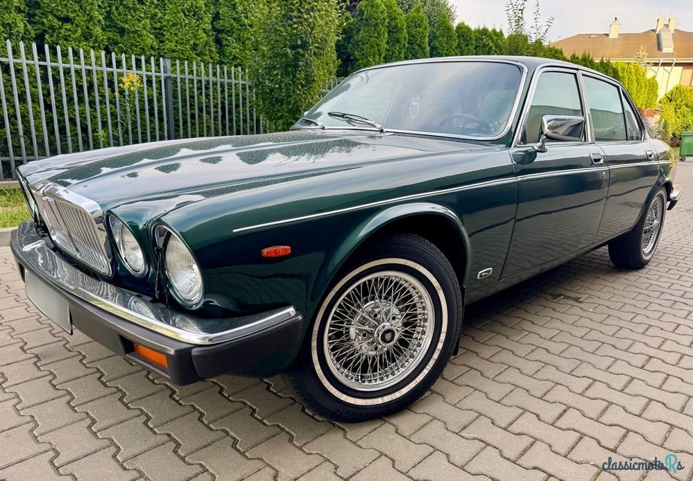 1980' Jaguar XJ photo #1
