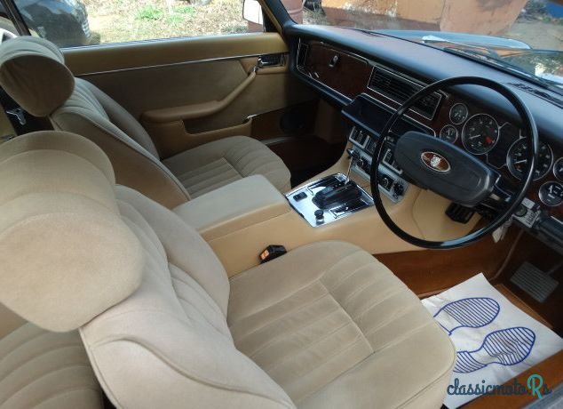 1977' Jaguar Xjc 4.2 Auto photo #2