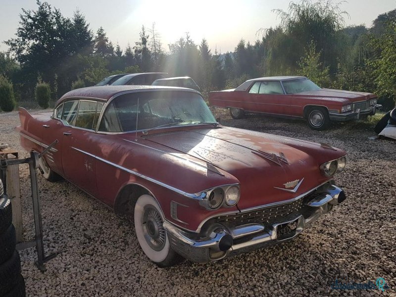 1958' Cadillac Deville photo #1