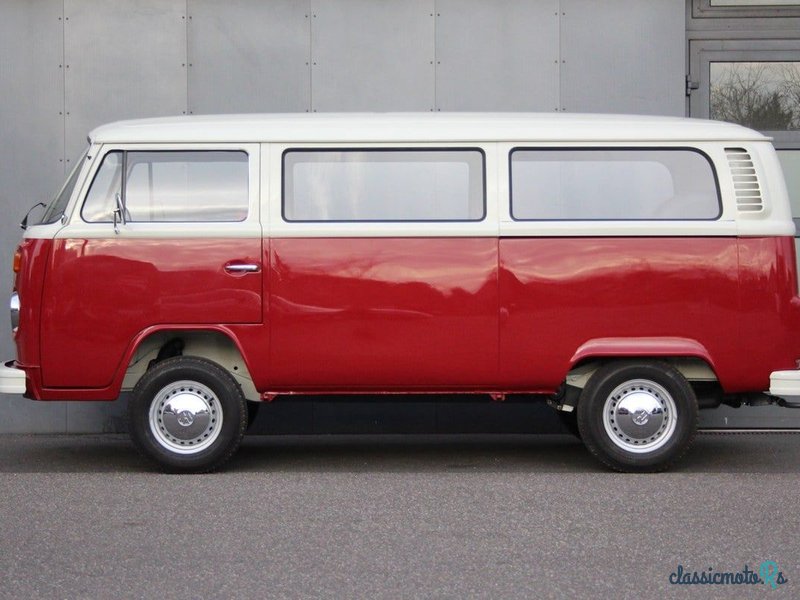 1972' Volkswagen Type 2 photo #5