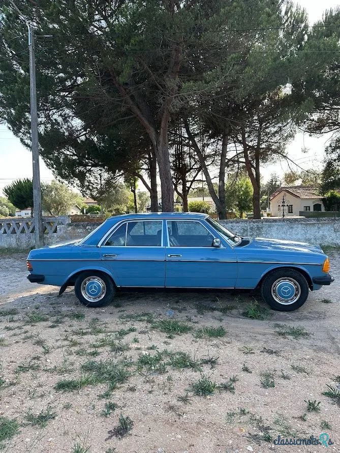 1980' Mercedes-Benz 300 D photo #5