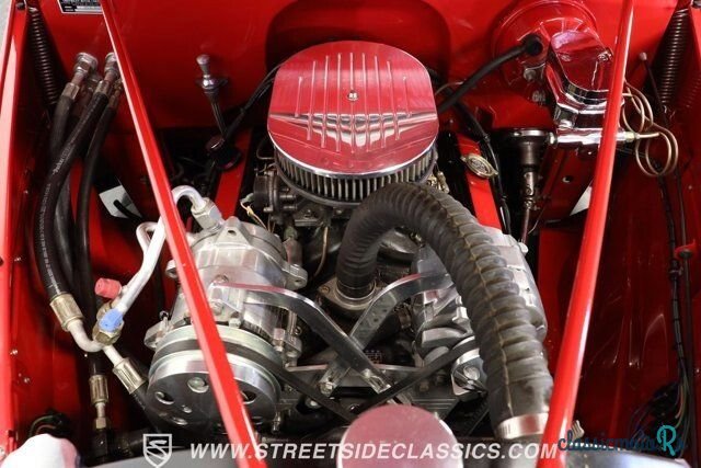 1940' Chevrolet Master Deluxe photo #3