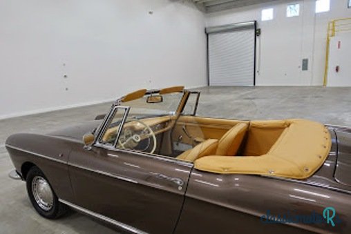 1966' Peugeot 404 photo #3