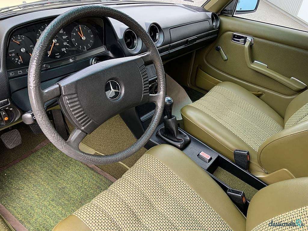 1979' Mercedes-Benz 230 R123 photo #5