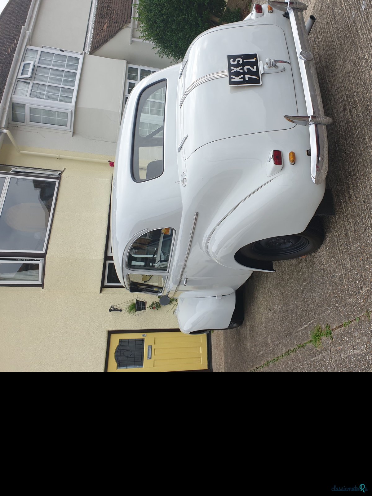 1940' Pontiac Two Door Sedan photo #3