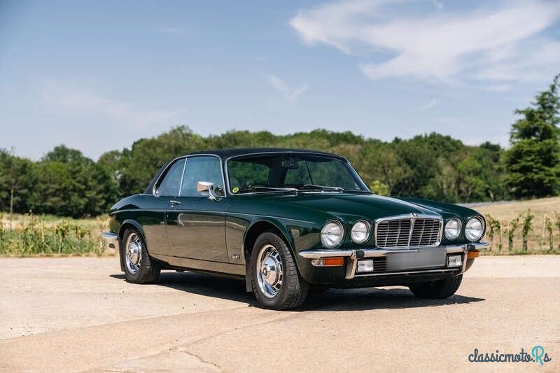 1975' Jaguar XJ photo #1