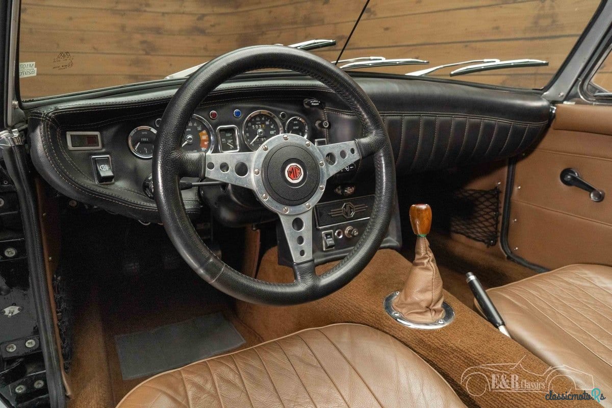 1969' MG MGB photo #2