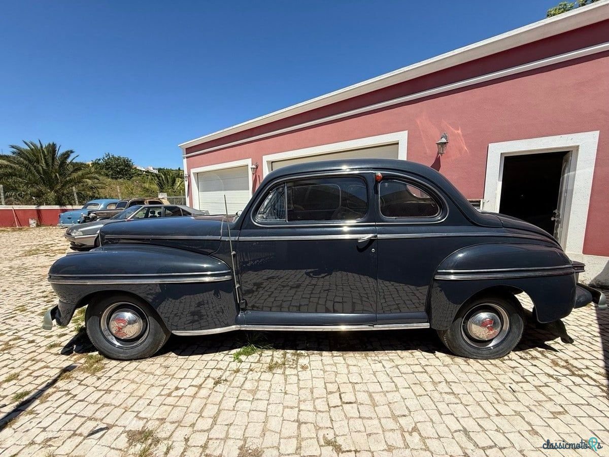 1946' Mercury Eight photo #4