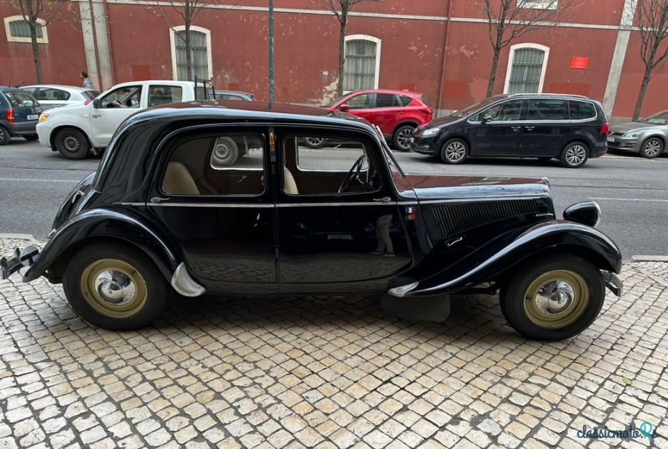 1948' Citroen 11 photo #6
