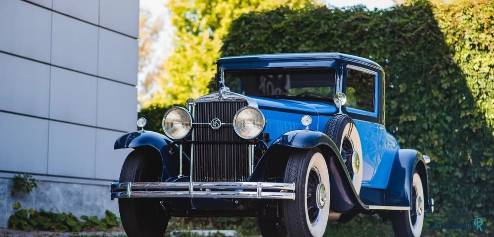 1930' LaSalle photo #2