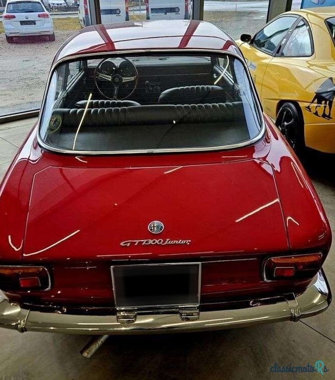 1971' Alfa Romeo Gt Junior 1300 photo #5