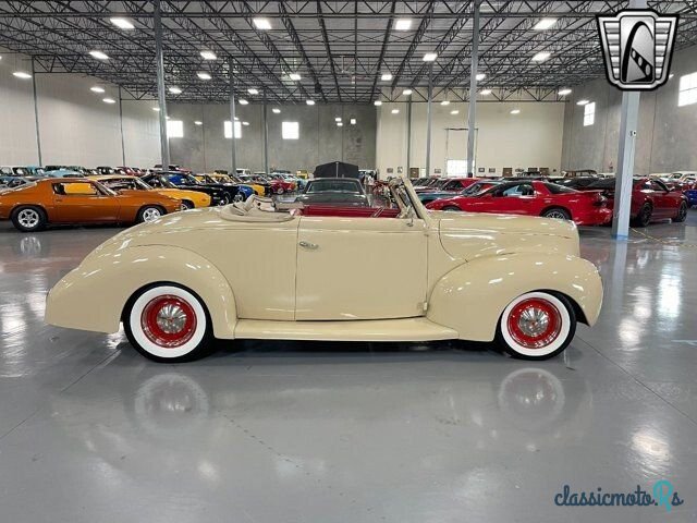 1939' Ford Deluxe photo #5