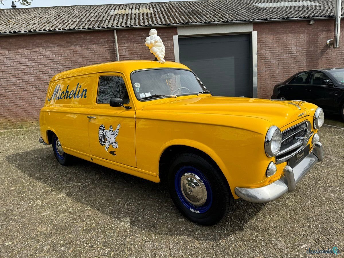 1961' Peugeot 403 Break photo #3