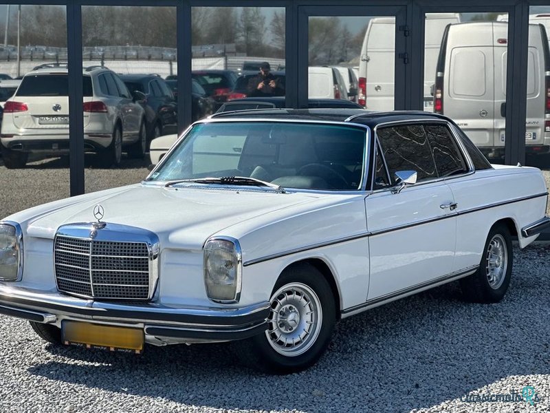 1971' Mercedes-Benz W114 photo #1